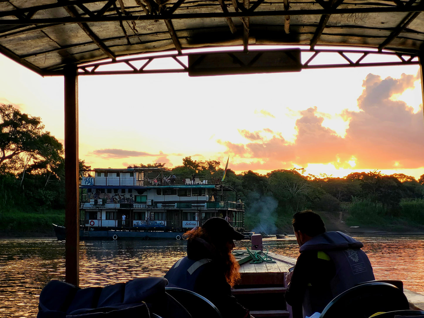 Reina de Enin Amazon Cruise